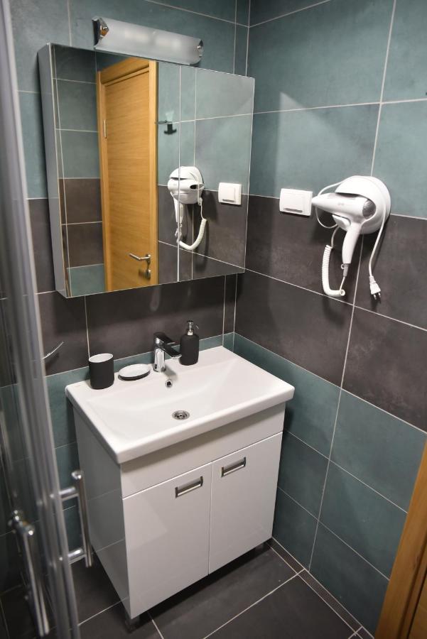 Apartman Lucija 9D57 Kraljevi Cardaci كوباونيك المظهر الخارجي الصورة